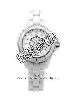 Chanel - J12 29mm Pearl Mother Dial ref.H2570