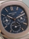 Patek Philippe - Nautilus Quantième Perpétuel réf.5740/1G Image 2