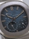 Patek Philippe - Nautilus r&eacute;f.5712/1A Geneva Seal Image 2