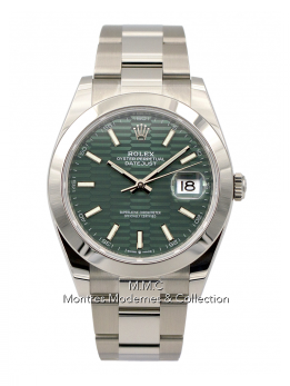 Rolex - Datejust 41 ref.126300 Mint Green Fluted Dial